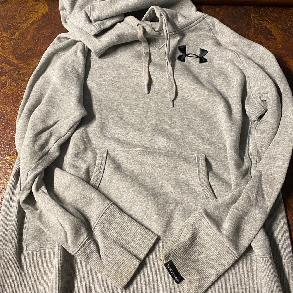 Under Armour USTORM loose Hoodie